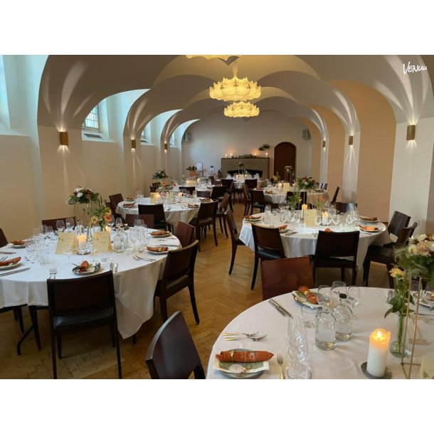 Mad og Portvin p� Fredriksberg - Fredag den 22. Maj