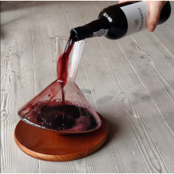 Vippe karaffel med trfod