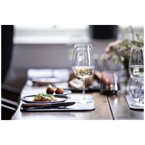 Mad og Portvin p Bandholm Badehotel